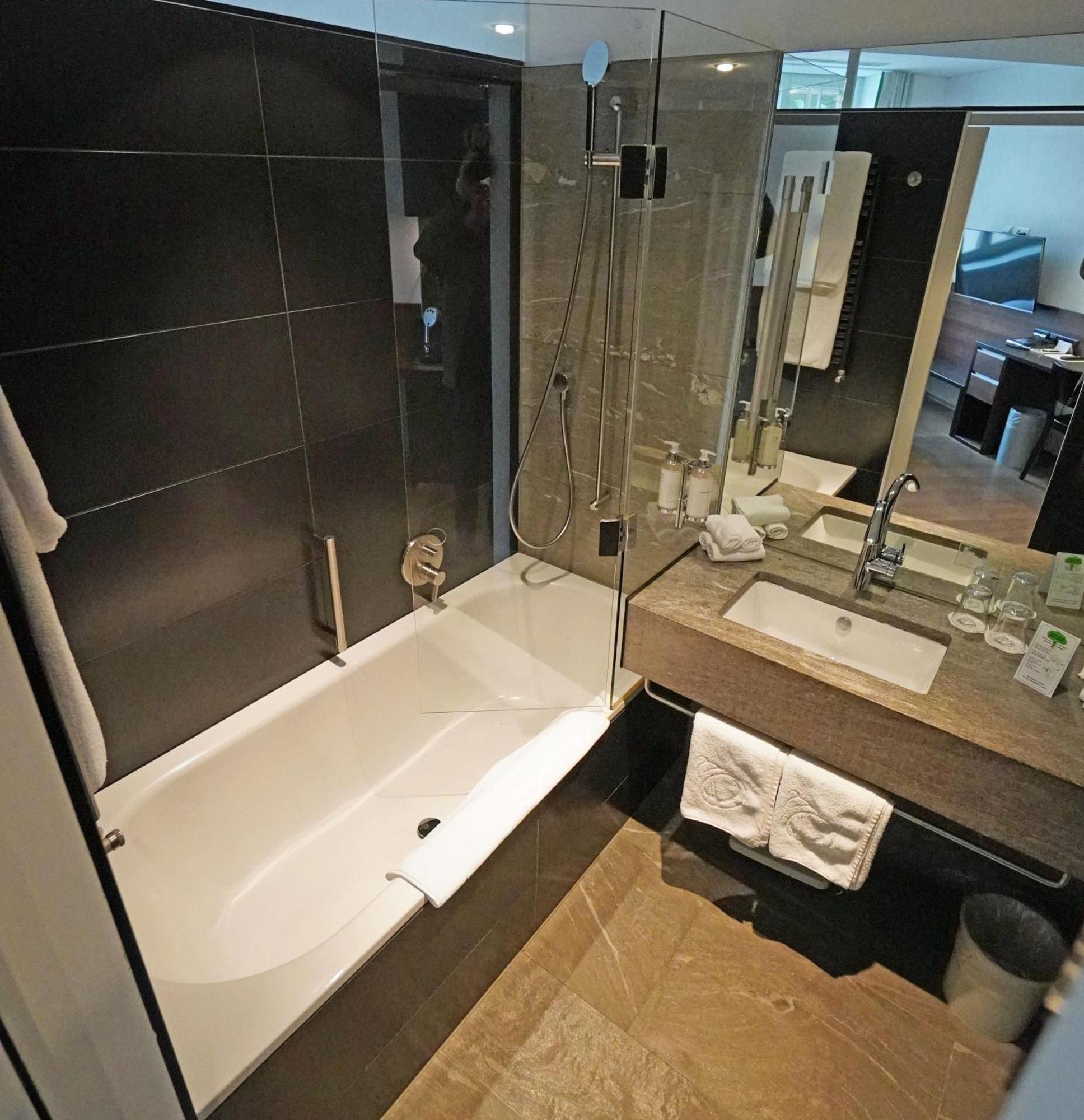 Economy Double Room,1516388254:JPEG