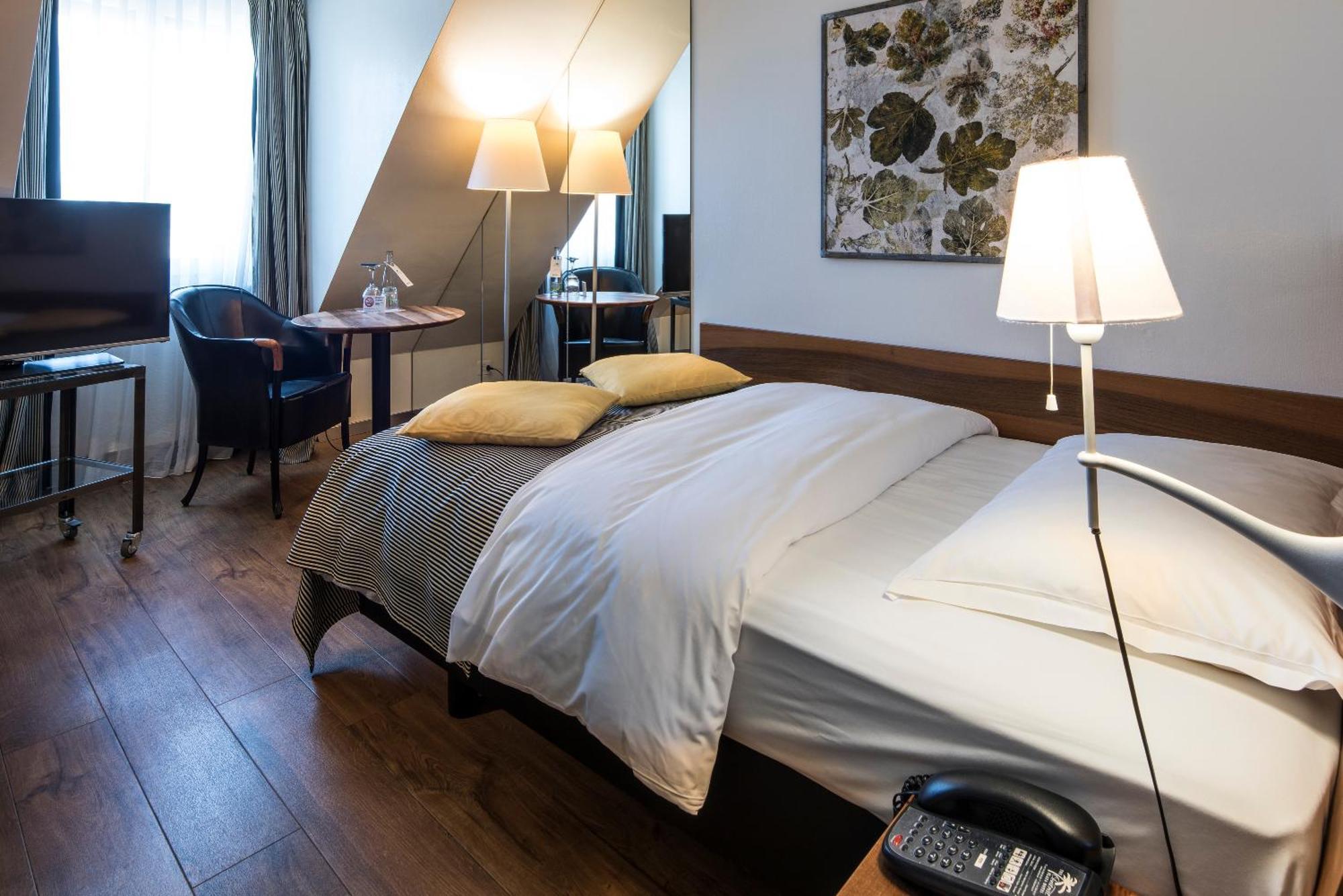 Single Room,1625478738:JPEG
